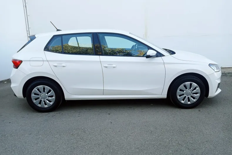 Skoda Fabia din 2025 cu 21.128 km - oferta SKO264623 - foto 5