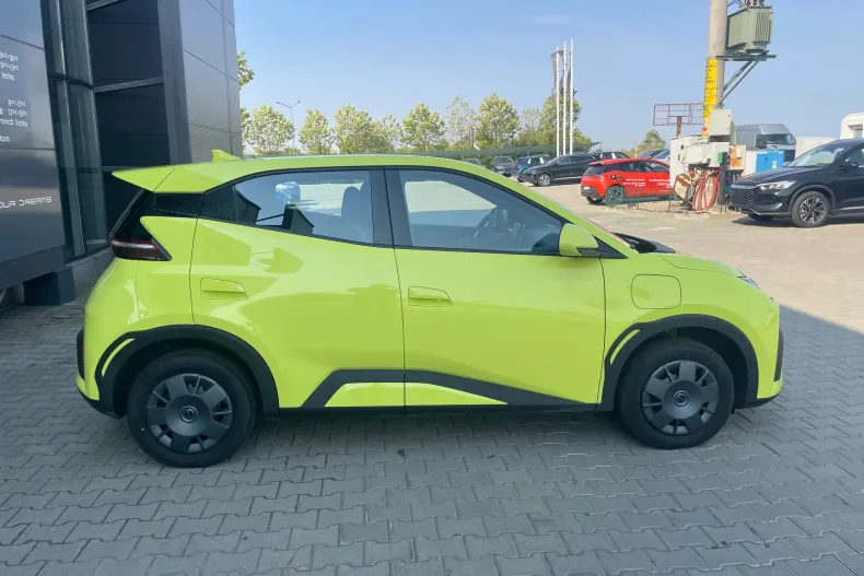 BYD Dolphin din 2025 cu 8.500 km - oferta BYD264646 - foto 7