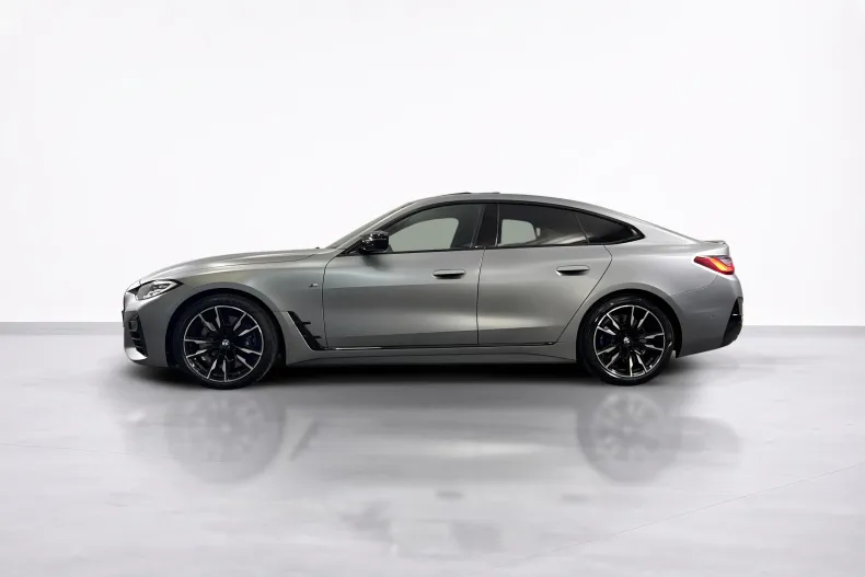 BMW M440 (Seria 4) din 2024 cu 28.142 km - oferta BMW264678 - foto 2