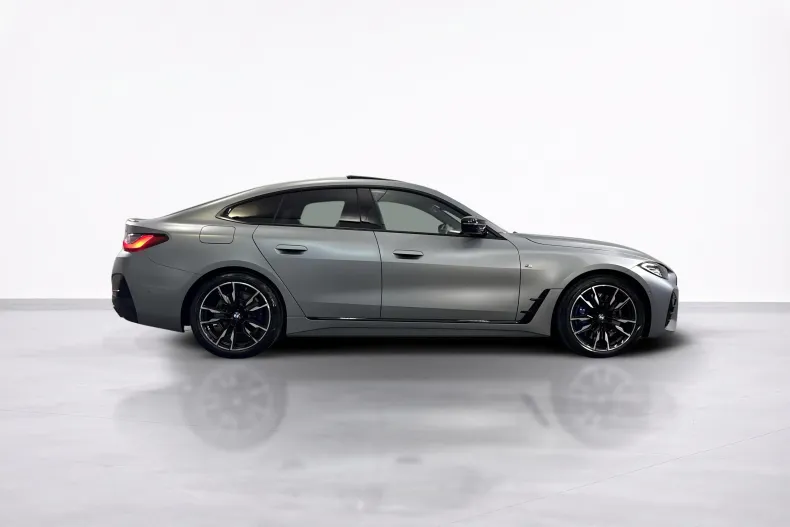 BMW M440 (Seria 4) din 2024 cu 28.142 km - oferta BMW264678 - foto 6