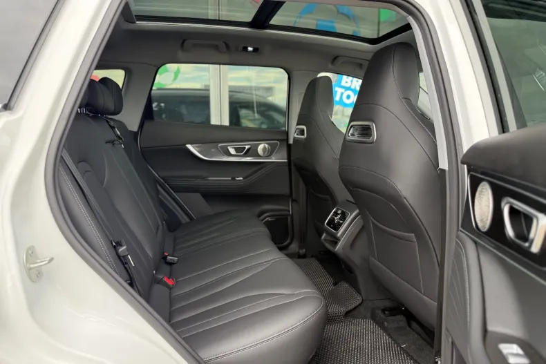 Chery Tiggo 7 din 2025 cu 10 km - oferta CHE264680 - foto 19