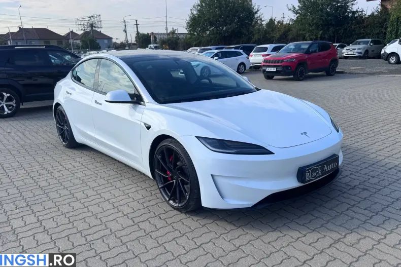 Tesla Model 3 din 2024 cu 68.200 km - oferta TES264683 - foto 2