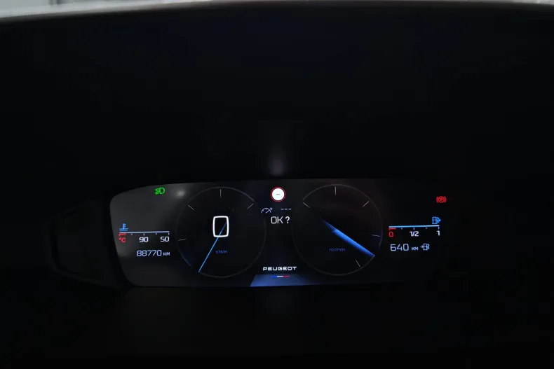 Peugeot 308 din 2023 cu 88.760 km - oferta PEU264684 - foto 24