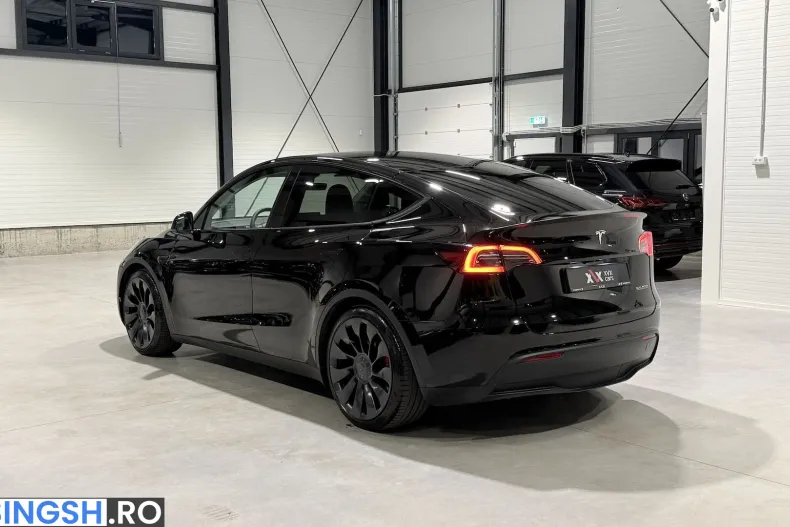 Tesla Model Y din 2023 cu 64.509 km - oferta TES264698 - foto 4