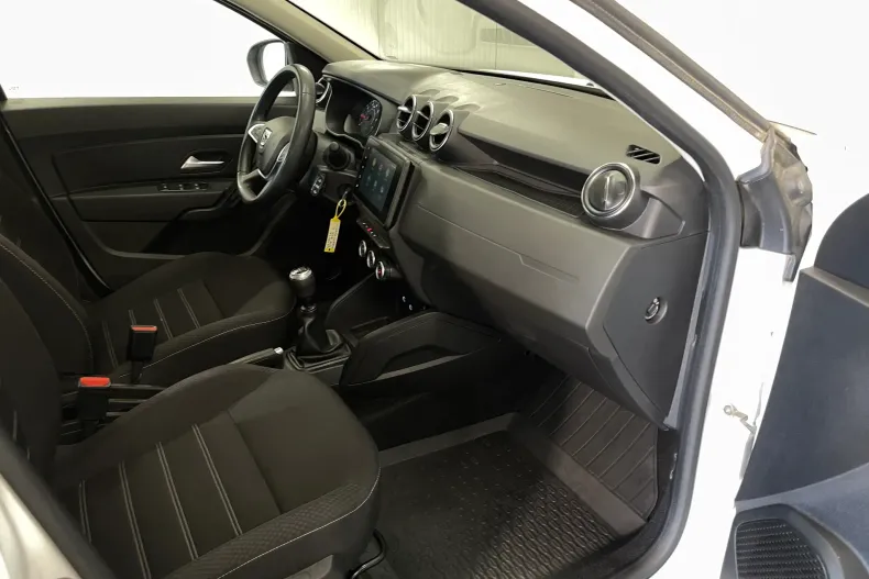 Dacia Duster din 2023 cu 93.629 km - oferta DAC264706 - foto 9