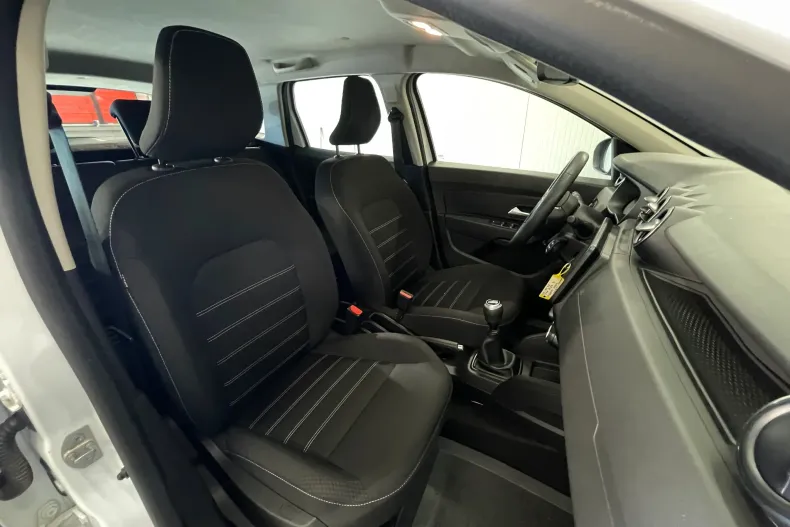 Dacia Duster din 2023 cu 93.629 km - oferta DAC264706 - foto 10