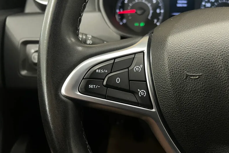 Dacia Duster din 2023 cu 93.629 km - oferta DAC264706 - foto 18