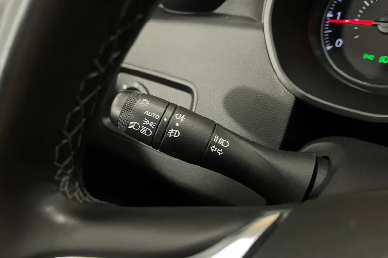 Dacia Duster din 2023 cu 93.629 km - oferta DAC264706 - foto 19
