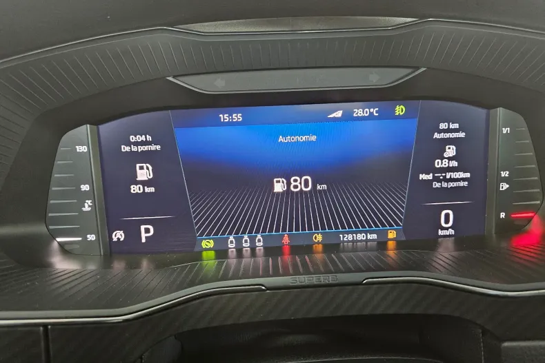 Skoda Superb din 2021 cu 128.180 km - oferta SKO264720 - foto 18