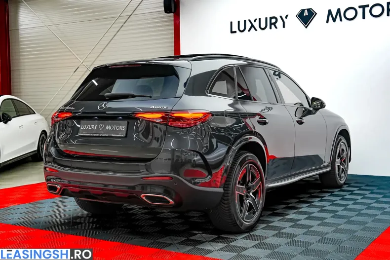 Mercedes-Benz GLC 300 (Clasa GLC) din 2023 cu 121.000 km - oferta MER264723 - foto 11