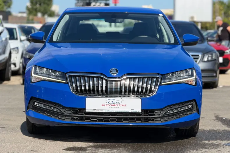 Skoda Superb din 2023 cu 54.181 km - oferta SKO264740 - foto 2
