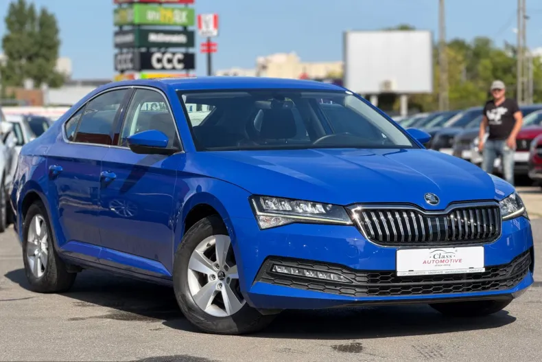 Skoda Superb din 2023 cu 54.181 km - oferta SKO264740 - foto 3
