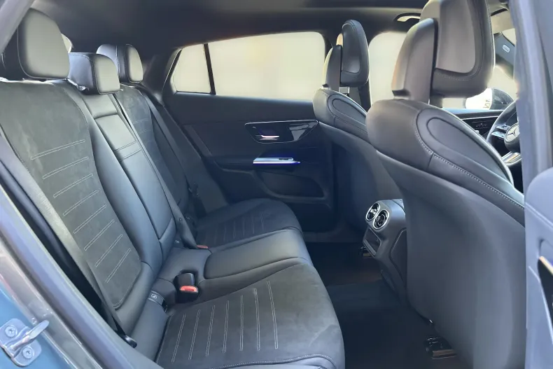 Mercedes-Benz GLC 300 (Clasa GLC) din 2025 cu 6 km - oferta MER264777 - foto 14