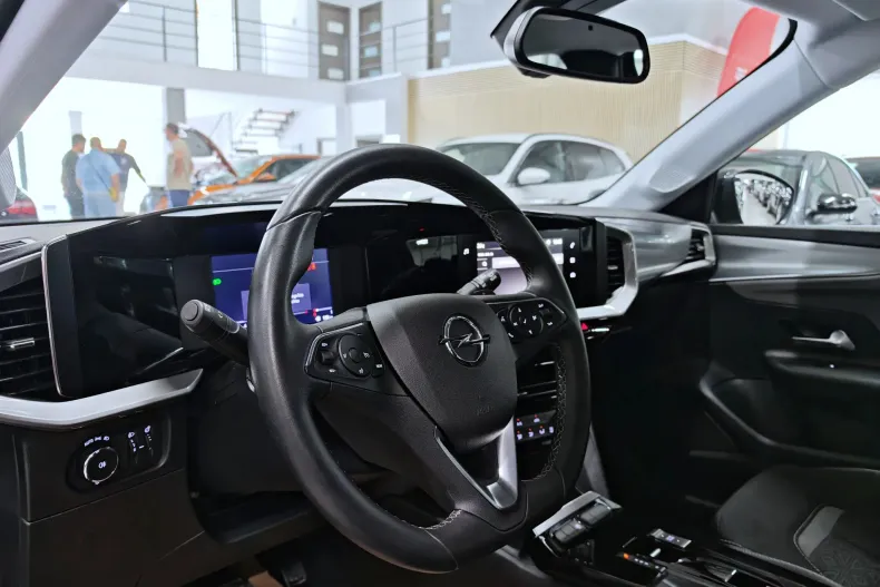Opel Mokka din 2023 cu 22.840 km - oferta OPE264789 - foto 7