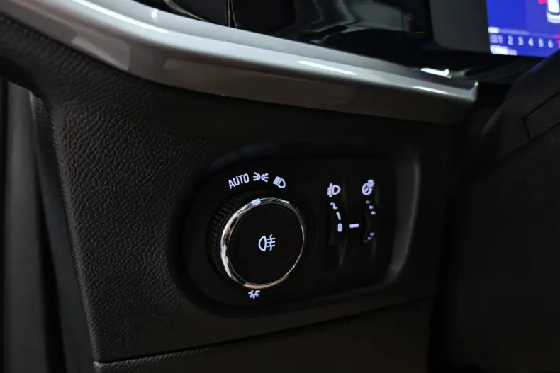 Opel Mokka din 2023 cu 22.840 km - oferta OPE264789 - foto 21