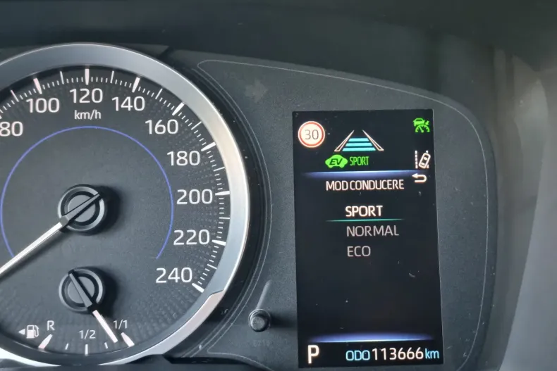 Toyota Corolla din 2022 cu 113.600 km - oferta TOY264799 - foto 30