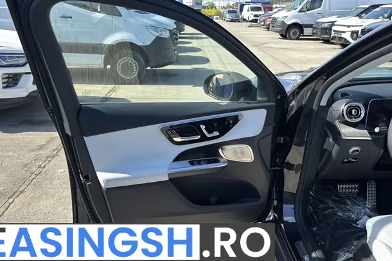 Mercedes-Benz GLC 300 (Clasa GLC) din 2025 cu 10 km - oferta MER264809 - foto 10