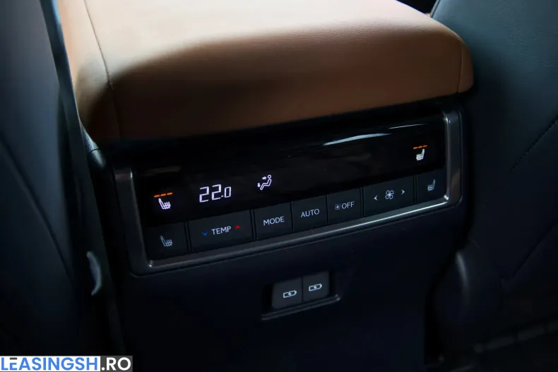 Lexus GX din 2024 cu 1.542 km - oferta LEX264844 - foto 24