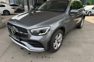 Mercedes-Benz GLC 300 din 2021 - oferta MER264901