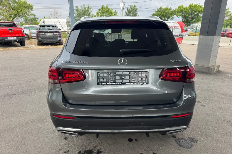 Mercedes-Benz GLC 300 (Clasa GLC) din 2021 cu 75.600 km - oferta MER264901 - foto 8