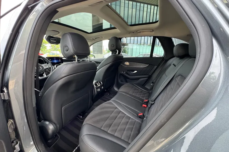 Mercedes-Benz GLC 300 (Clasa GLC) din 2021 cu 75.600 km - oferta MER264901 - foto 14