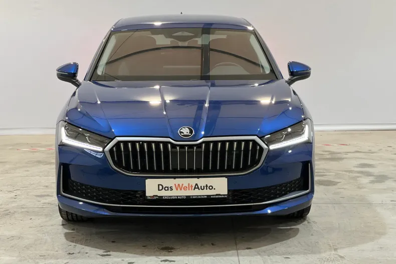 Skoda Superb din 2025 cu 4.691 km - oferta SKO264911 - foto 1