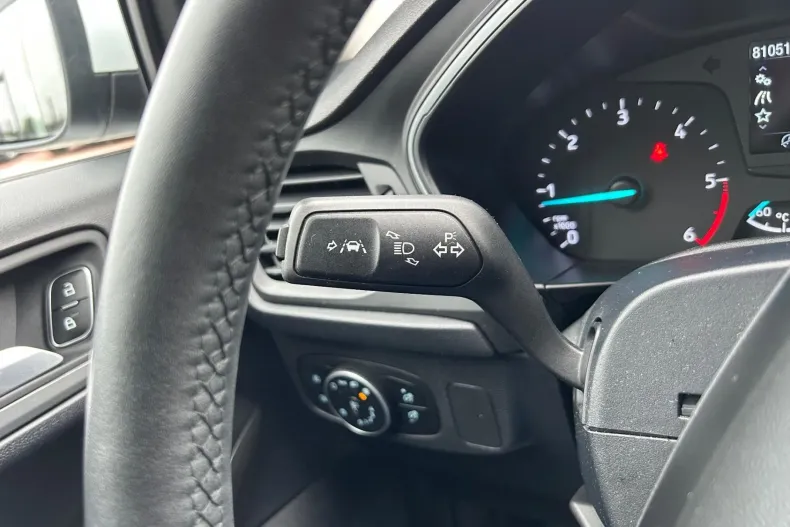 Ford Focus din 2021 cu 81.051 km - oferta FOR264914 - foto 4