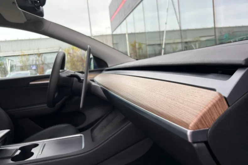 Tesla Model Y din 2022 cu 58.363 km - oferta TES264918 - foto 17