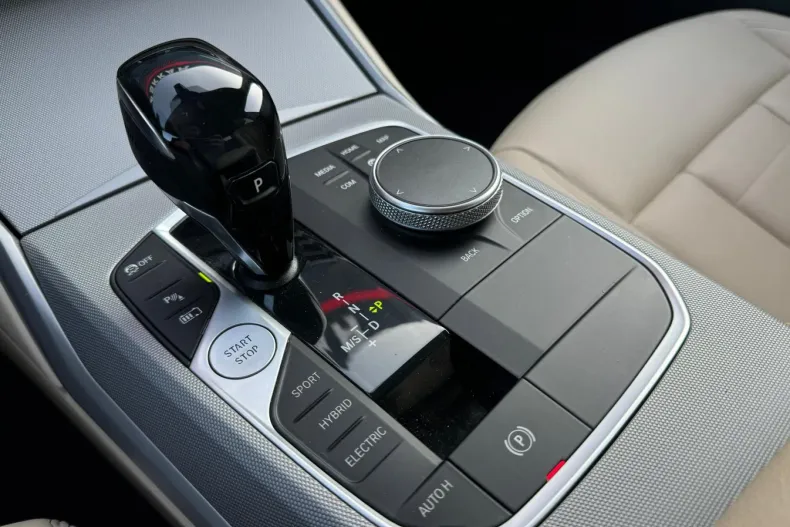 BMW 330 (Seria 3) din 2020 cu 72.158 km - oferta BMW264986 - foto 5