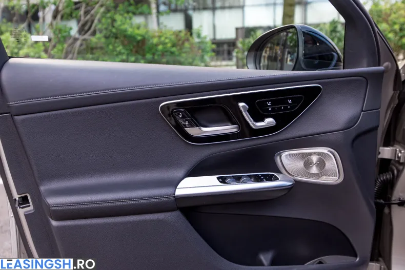 Mercedes-Benz GLC 300 (Clasa GLC) din 2023 cu 55.000 km - oferta MER265078 - foto 15
