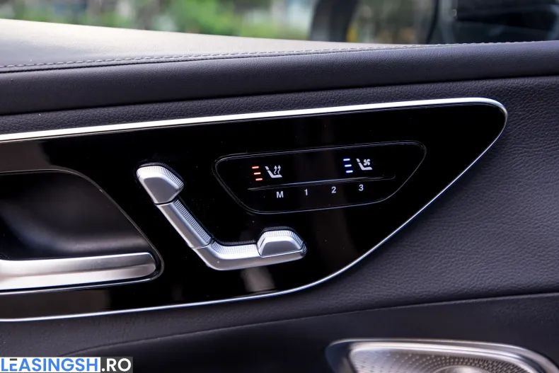 Mercedes-Benz GLC 300 (Clasa GLC) din 2023 cu 55.000 km - oferta MER265078 - foto 16