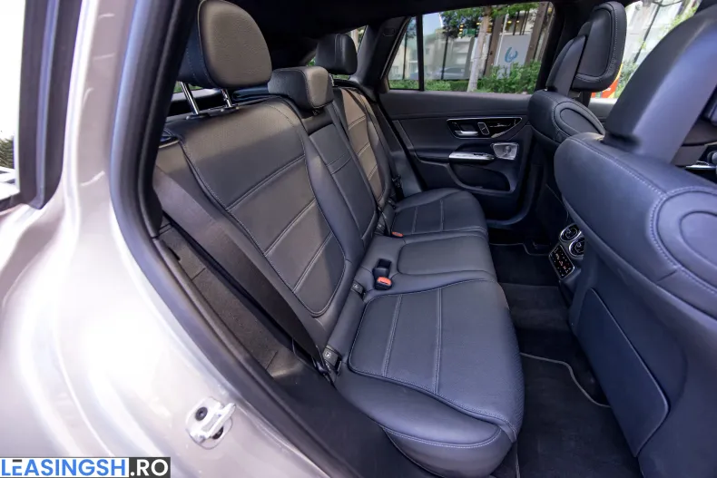 Mercedes-Benz GLC 300 (Clasa GLC) din 2023 cu 55.000 km - oferta MER265078 - foto 18