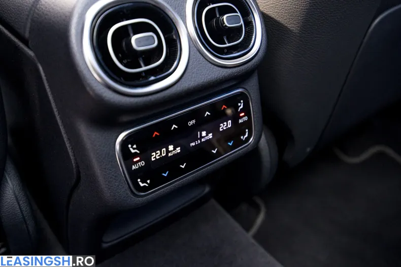 Mercedes-Benz GLC 300 (Clasa GLC) din 2023 cu 55.000 km - oferta MER265078 - foto 20