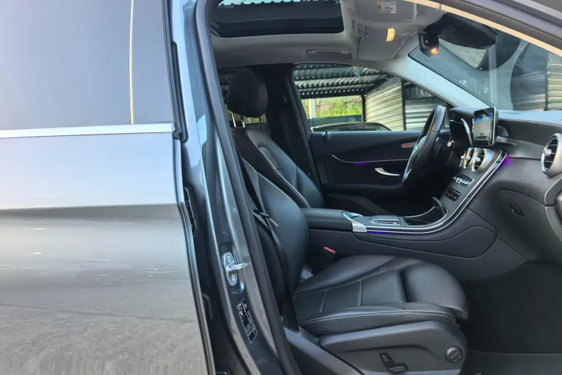 Mercedes-Benz GLC 300 (Clasa GLC) din 2021 cu 114.754 km - oferta MER265084 - foto 13