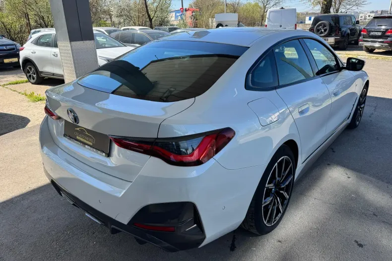 BMW i4 (Seria 4) din 2024 cu 9.700 km - oferta BMW265103 - foto 3