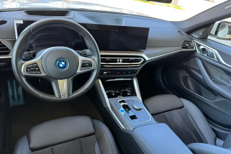 BMW i4 (Seria 4) din 2024 cu 9.700 km - oferta BMW265103 - foto 9