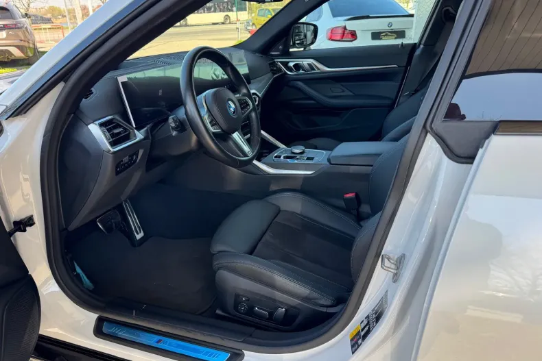 BMW i4 (Seria 4) din 2024 cu 9.700 km - oferta BMW265103 - foto 10