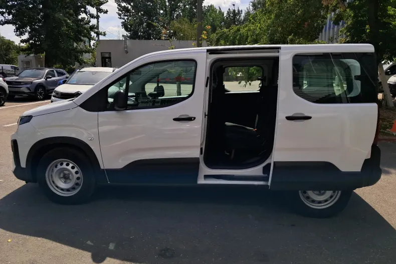 Peugeot Rifter din 2025 cu 1 km - oferta PEU265119 - foto 14