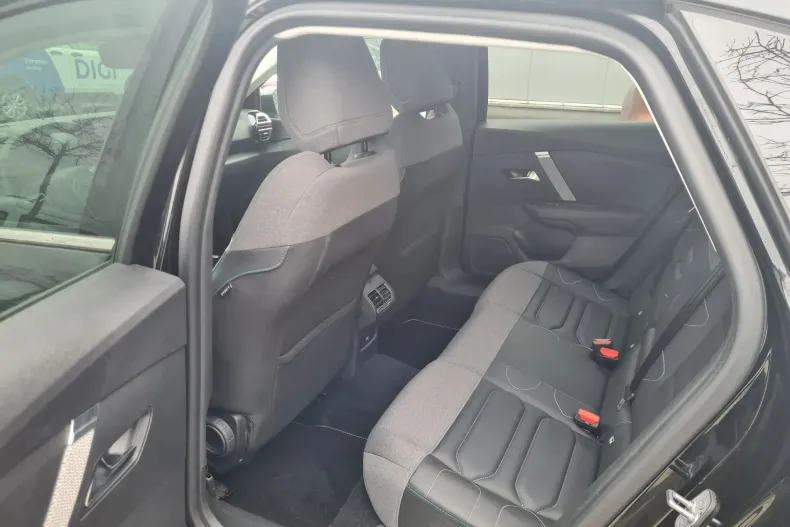 Citroën C4 X din 2023 cu 101.000 km - oferta CIT265125 - foto 11