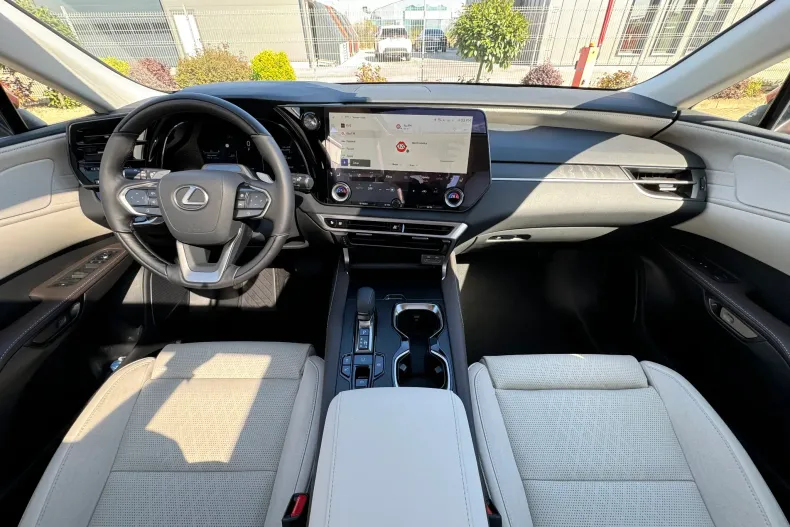 Lexus RX din 2026 cu 4.500 km - oferta LEX265127 - foto 23