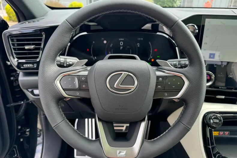 Lexus NX din 2026 cu 1 km - oferta LEX265141 - foto 12