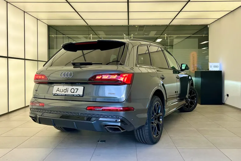 Audi Q7 din 2025 cu 4.800 km - oferta AUD265157 - foto 5
