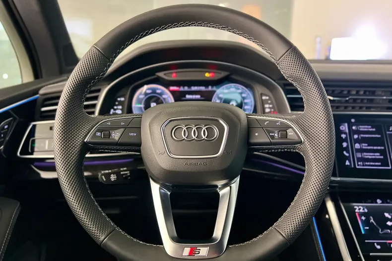 Audi Q7 din 2025 cu 4.800 km - oferta AUD265157 - foto 18