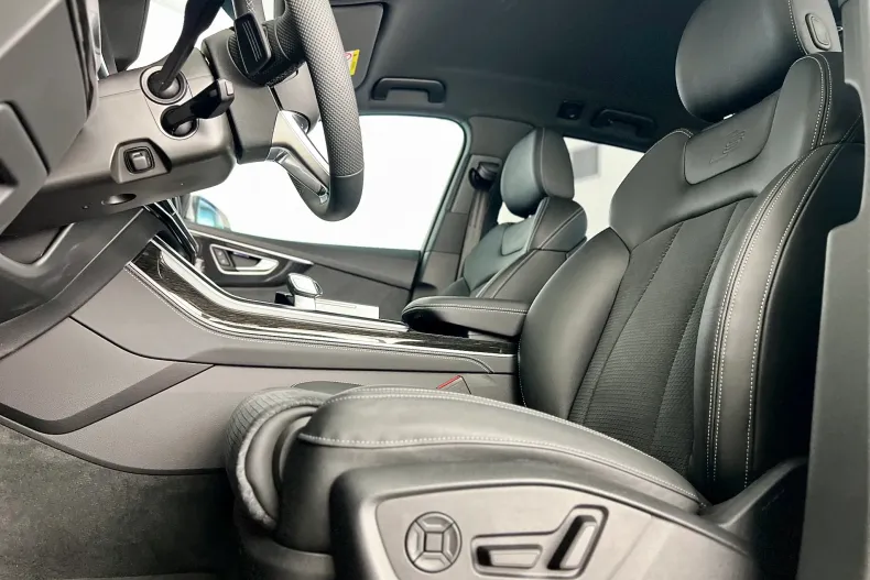 Audi Q7 din 2025 cu 4.800 km - oferta AUD265157 - foto 33