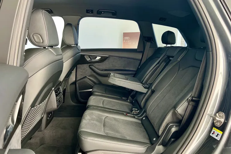 Audi Q7 din 2025 cu 4.800 km - oferta AUD265157 - foto 37