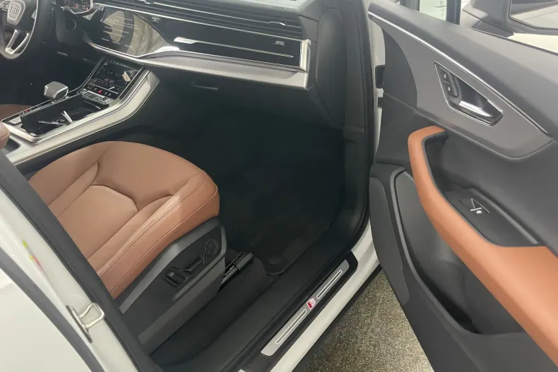 Audi Q7 din 2025 cu 20.550 km - oferta AUD265225 - foto 18