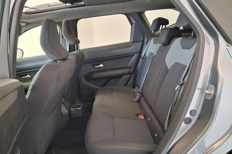 Dacia Bigster din 2025 cu 18.759 km - oferta DAC265257 - foto 28