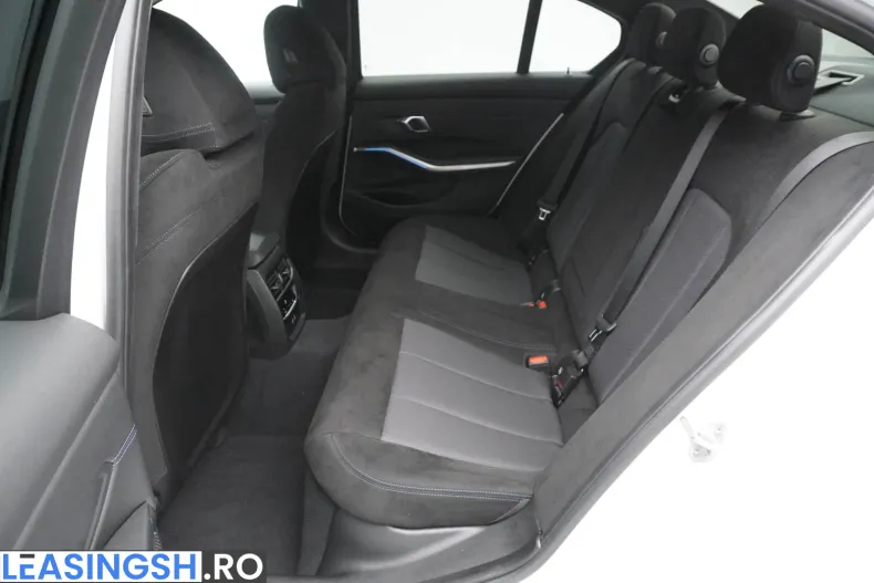 BMW 320 (Seria 3) din 2025 cu 199 km - oferta BMW265271 - foto 14