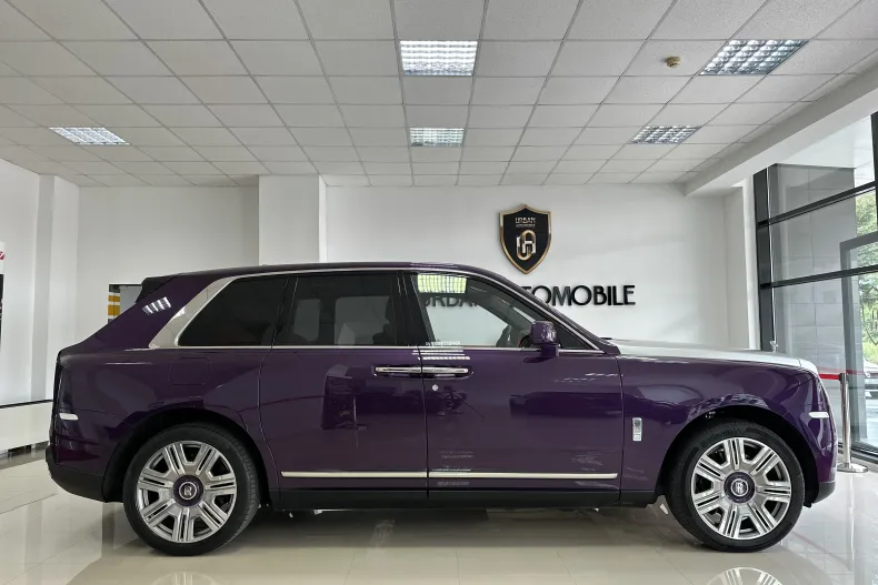 Rolls-Royce Cullinan din 2023 cu 29.161 km - oferta ROL265290 - foto 9