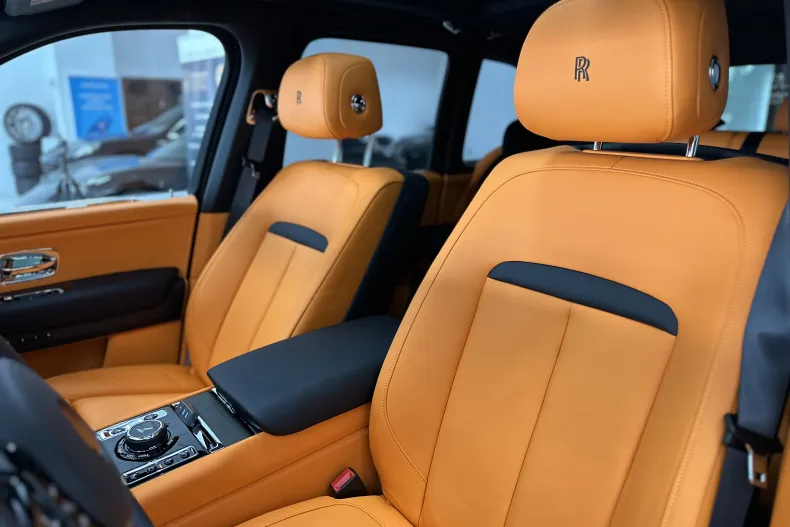 Rolls-Royce Cullinan din 2023 cu 29.161 km - oferta ROL265290 - foto 34